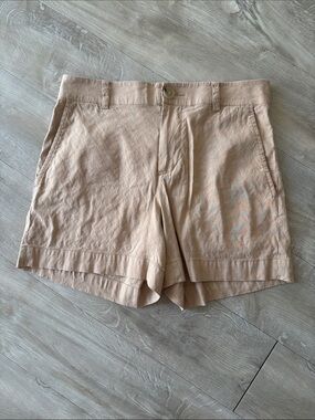 Vince. Women’s Buttoned Knee Length Linen Blend Shorts Size 6